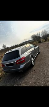 Mercedes-Benz E 250 CDI AVANTGARDE 2.Hand HÄNDLERGARANTIE - Mercedes-Benz E 250 mit Diesel-Antrieb: Kombi