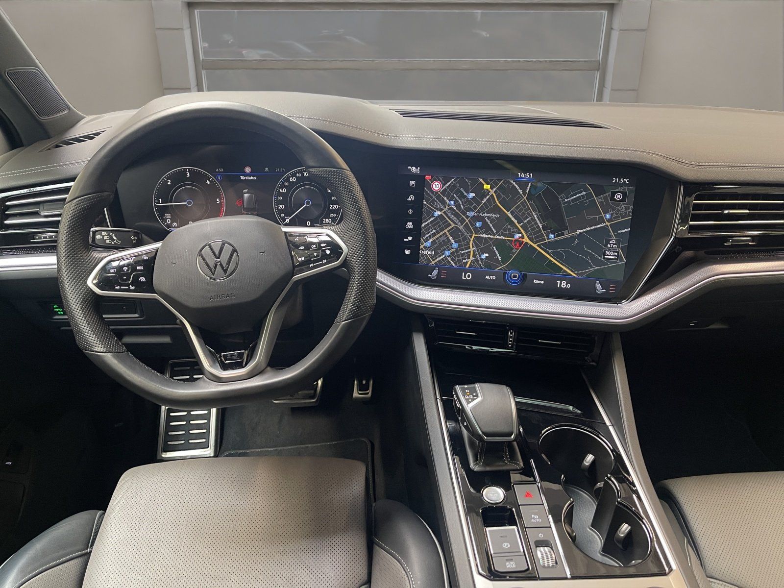 Volkswagen Touareg - Bild 17