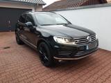 Volkswagen Touareg 3.0 V6 TDI Tiptr. R-Line - Volkswagen Touareg: R Line