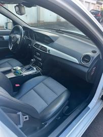 صورة 5 لـ 2013 Mercedes-BENZ C 220