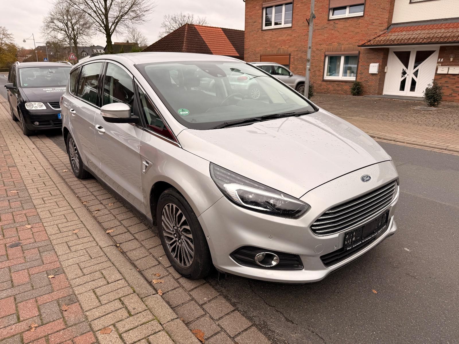 Ford S-Max S-MAX Titanium *190PS+LED+1HAND*