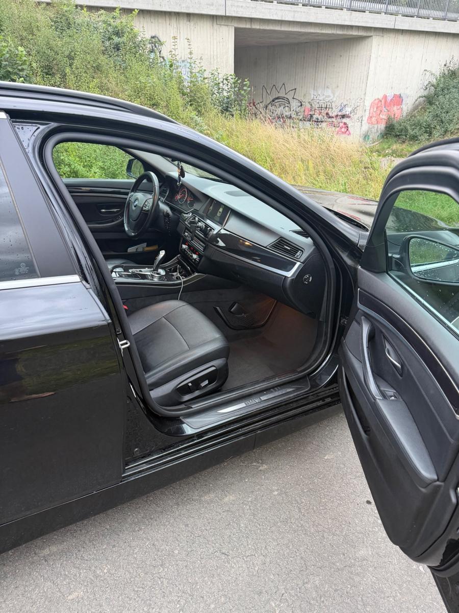 BMW 530d Touring | Aut. | Panorama | AHK | Tüv 05/27