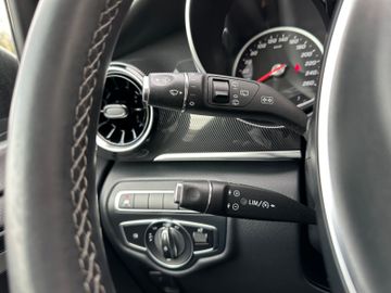 Fahrzeugabbildung Mercedes-Benz V 220d EDITION lang*Panorama*Totwinkel*2500kgAHK