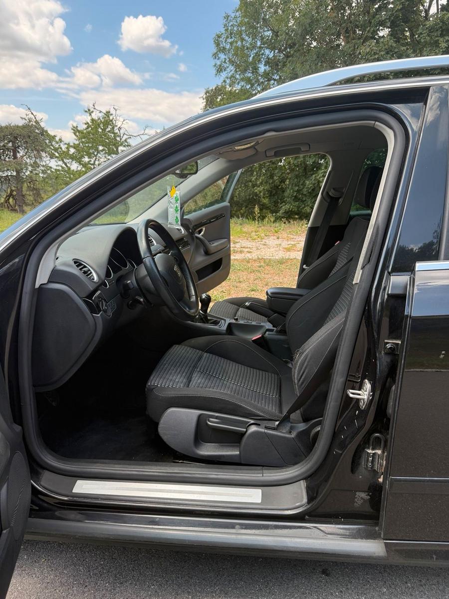 Seat Exeo 2012 — photo 10