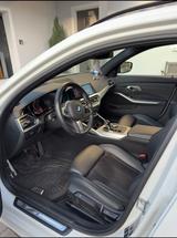 BMW 320d xDrive Touring M Paket / Laser / Head Up  - BMW 3er Reihe: Kombi, M Paket