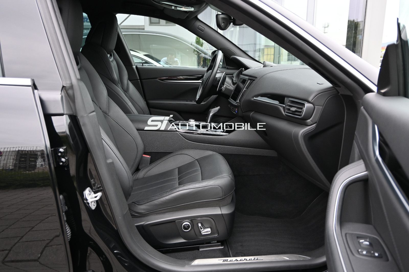 Fahrzeugabbildung Maserati Levante S Q4 GRANSPORT °ACC°MATRIX°360°KAMERA°