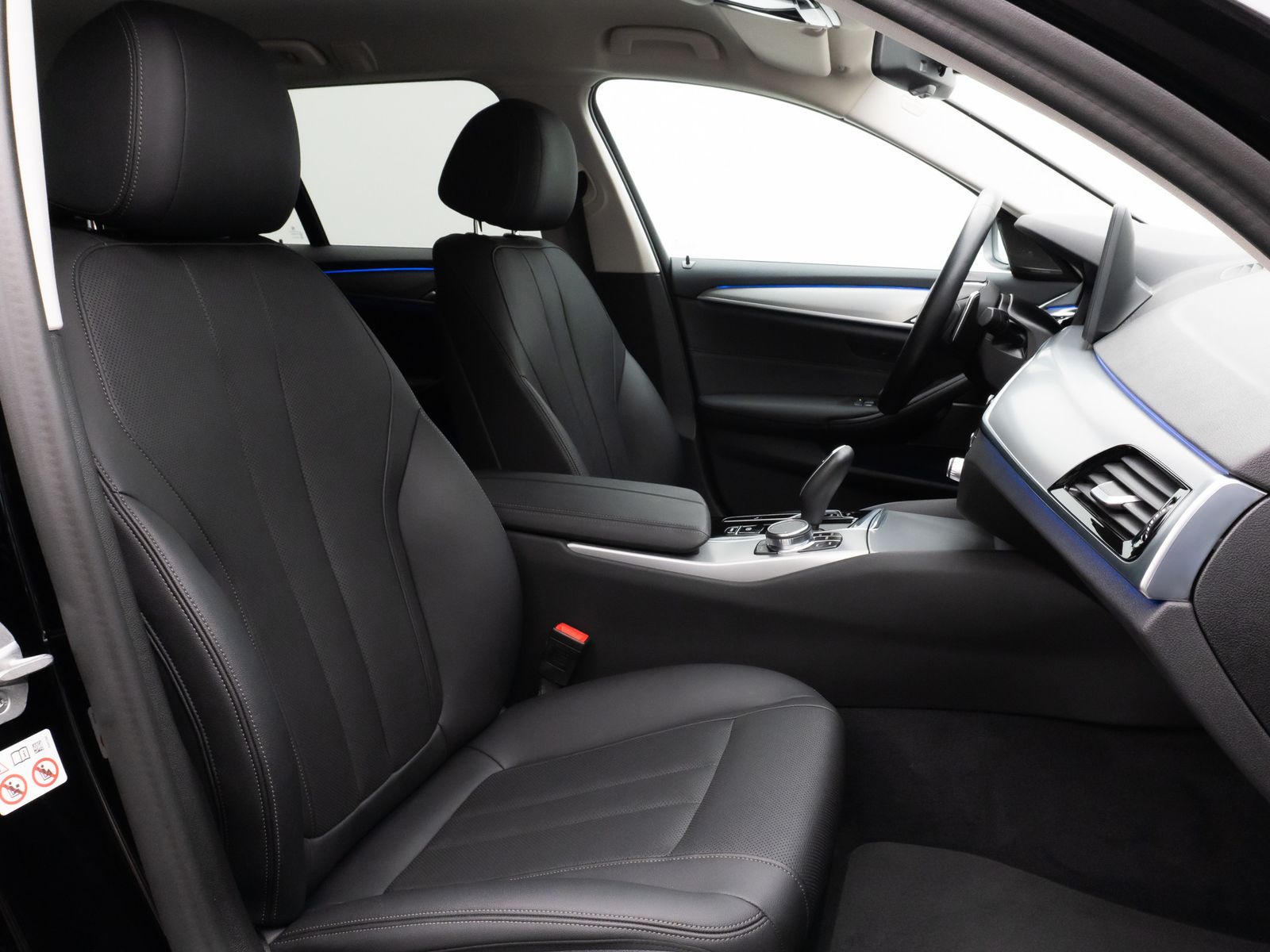Fahrzeugabbildung BMW 520d xD ACC H/K Kamera Alarm DAB Leder 18Zoll