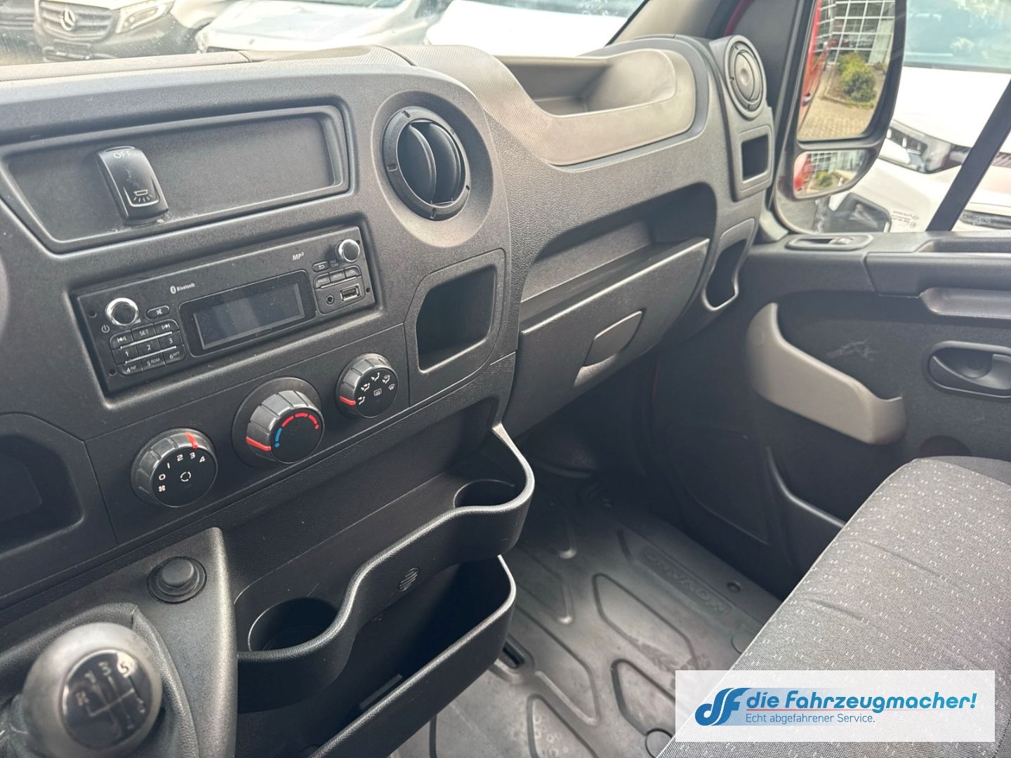 Fahrzeugabbildung Opel Movano StandHZG PDC Berganfahrass.*8036