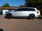 Mercedes-Benz GLS 350 d  4Matic AMG Line/Pano/Standheizung/AHK - silberne Mercedes-Benz GLS-Klasse