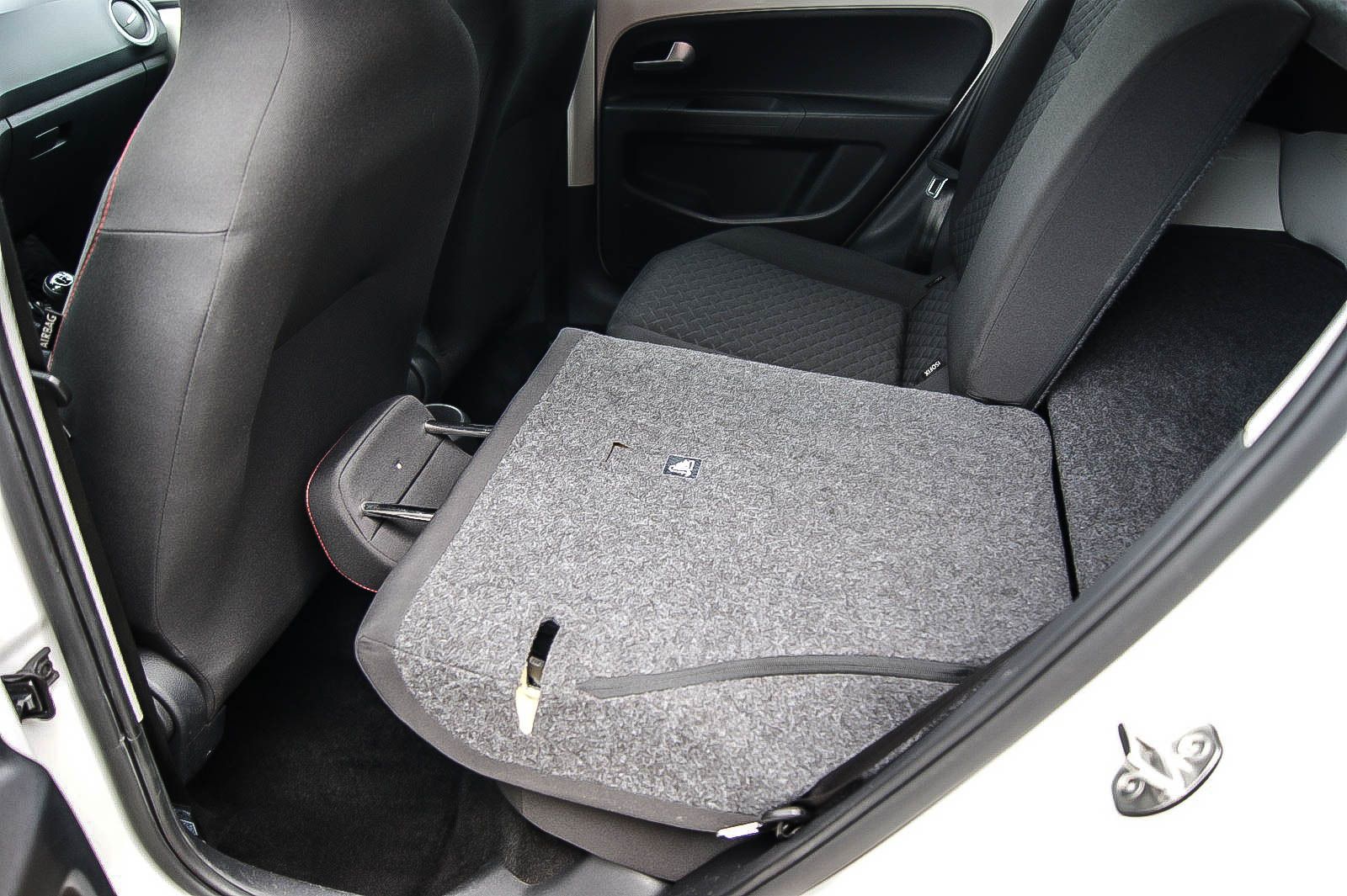 Fahrzeugabbildung Volkswagen up! 1.0 JOIN KLIMA SITZHEIZUNG BLUETOOTH 5-TÜRIG