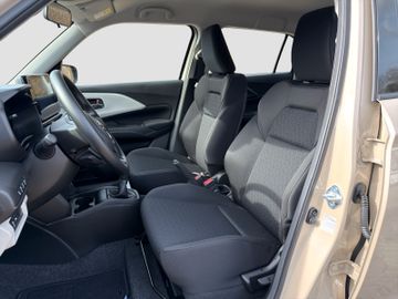 Fotografie 9 des Suzuki Swift 1.2 Dualjet Hybrid Club