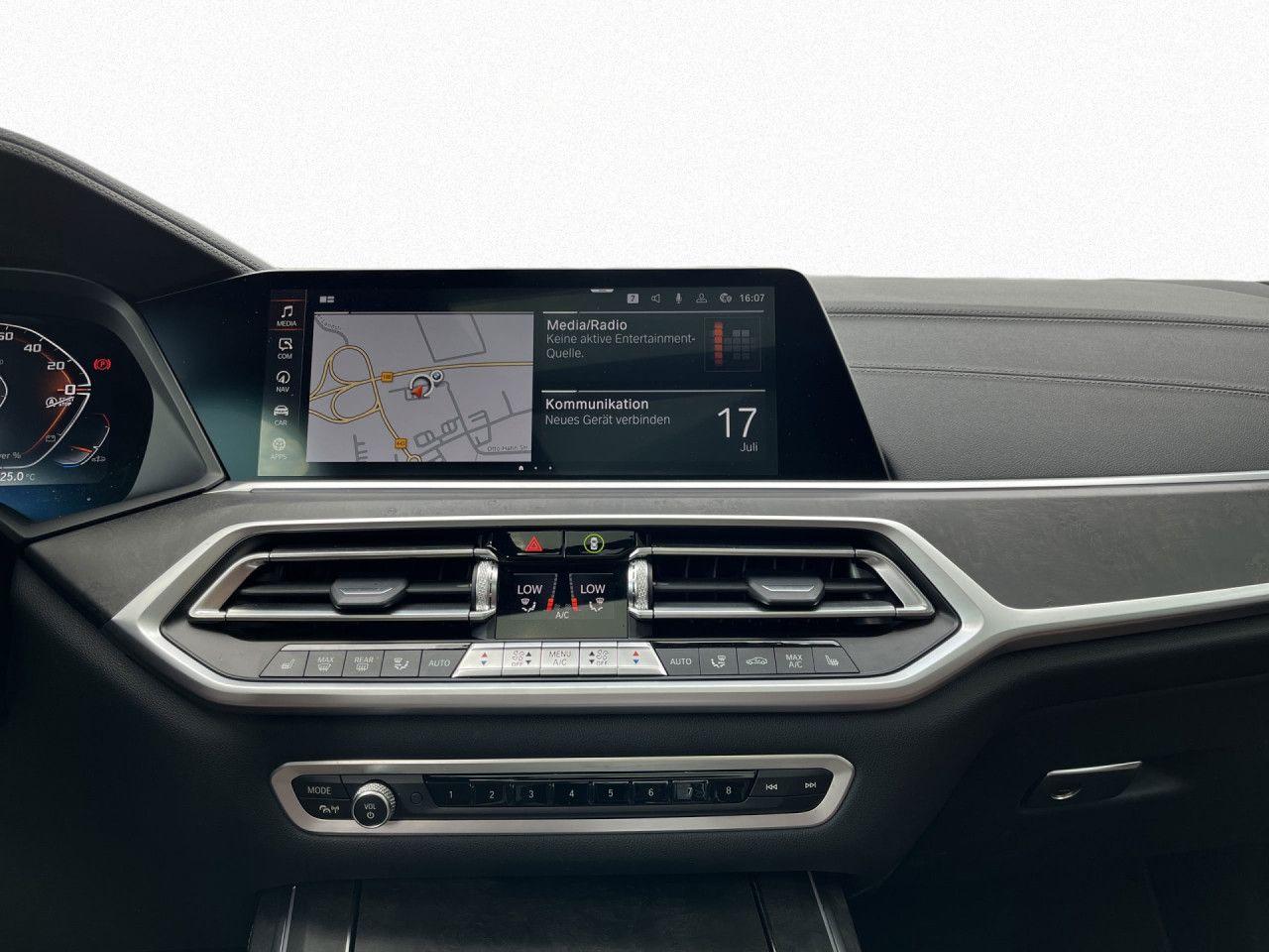 BMW X7 M50i HUD H/K SoftCl 360° SkyLo AHK KomfSi