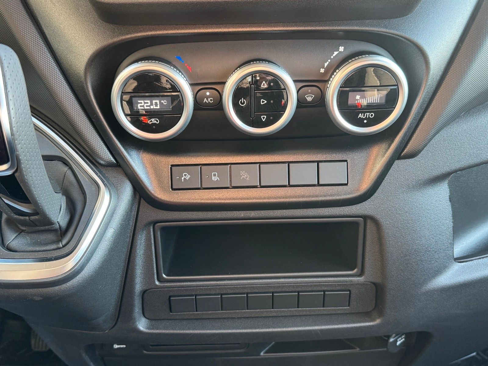 Fahrzeugabbildung Iveco Daily 35S21 HA8 3.0L *R4.100mm*Automatik*AHK*LED