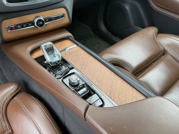 Volvo XC90 - 12
