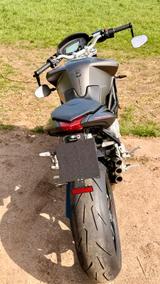 MV Agusta BRUTALE 675, neue Reifen, ABS, TC, Top! - MV AGUSTA NAKED BIKE