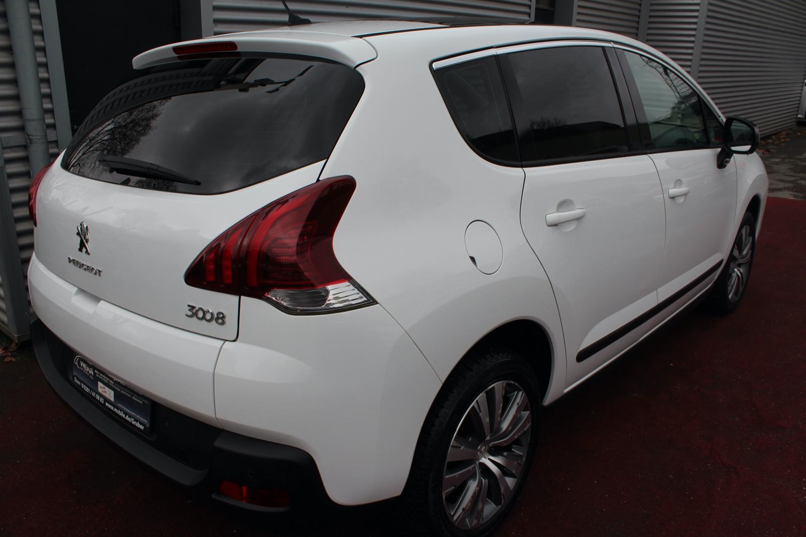 Peugeot 3008 ACTIVE AUTOMATIK KLIMA PANORAMA PDC