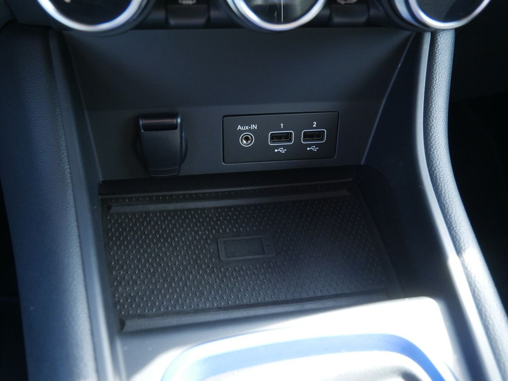 Fahrzeugabbildung Renault Captur Intens TCe 140 GPF SHZ KAMERA NAVI LED
