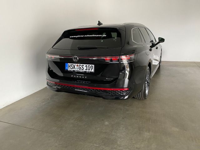 Passat Variant R-Line 2.0 TDI DSG 4Motion AHK+PA