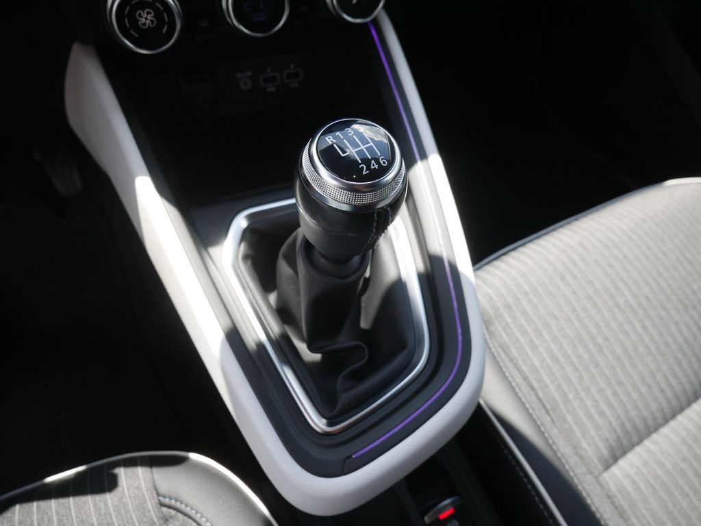 Fahrzeugabbildung Renault Clio Techno TCe 90 KLIMA PDC SHZ KAMERA NAVI LED
