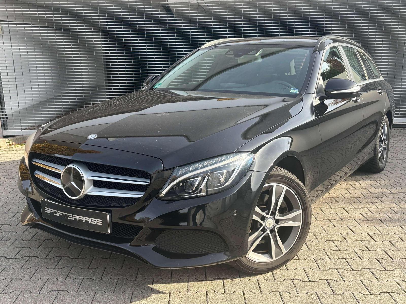 Mercedes-Benz C 220 T BlueTec d LED COMAND Distronic Plus SHZ