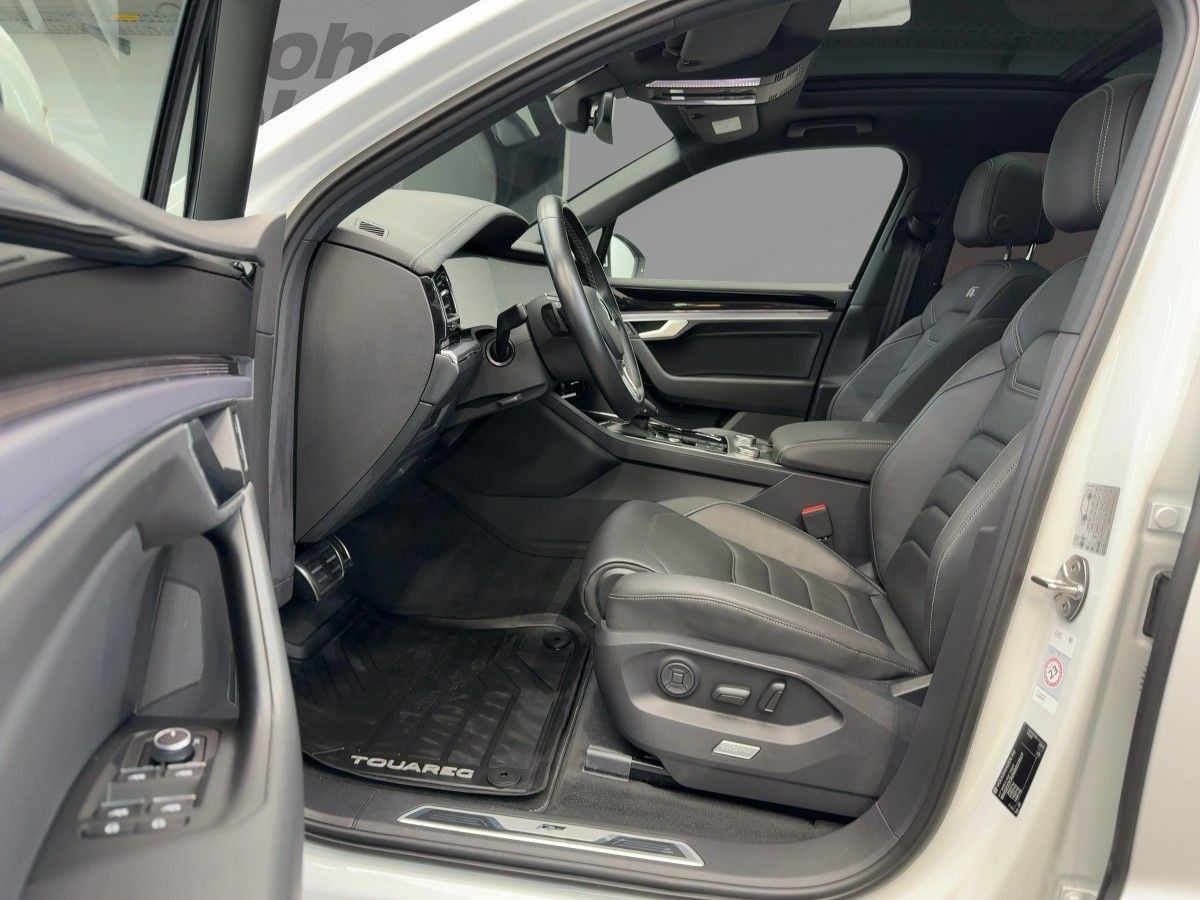 Volkswagen Touareg 3.0 V6 TDI DSG 4M R-Line Pano Luft LED-M foto 9