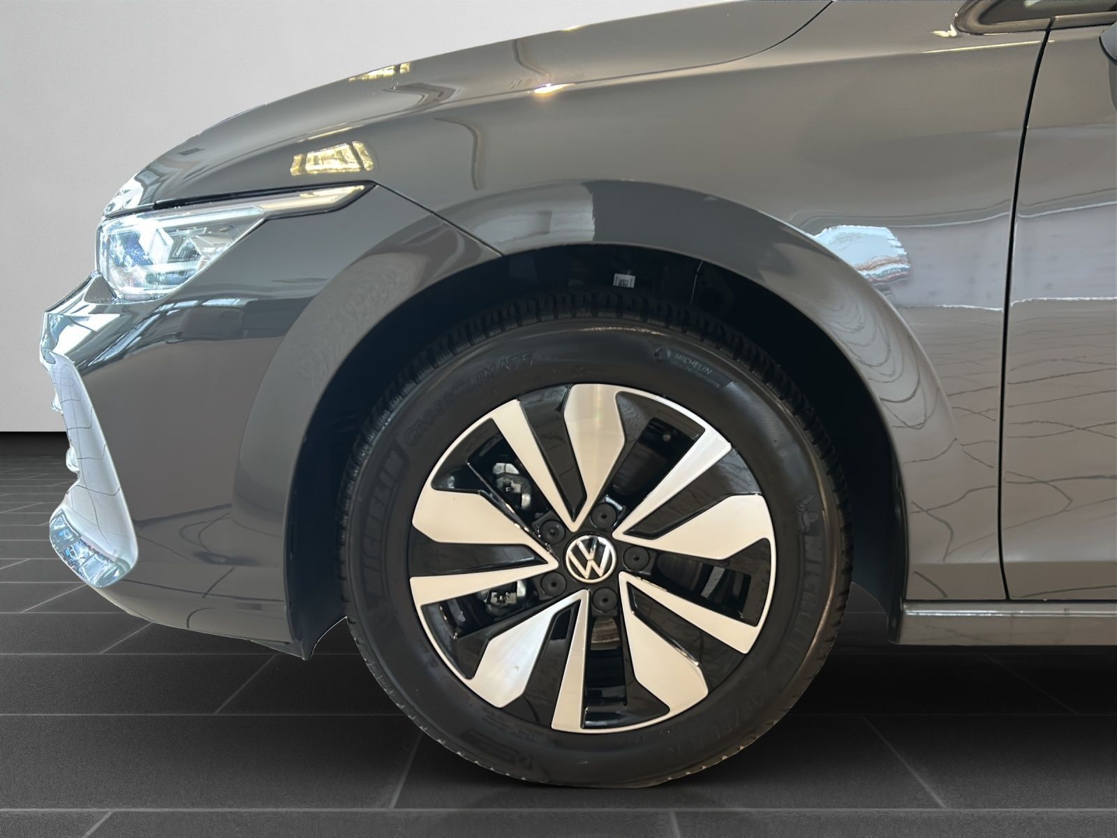 Volkswagen Golf - Bild 9