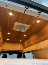 Volkswagen VW T5 Camper Hochdach Ausbau - scheckheftgepflegte VW T5 Transporter