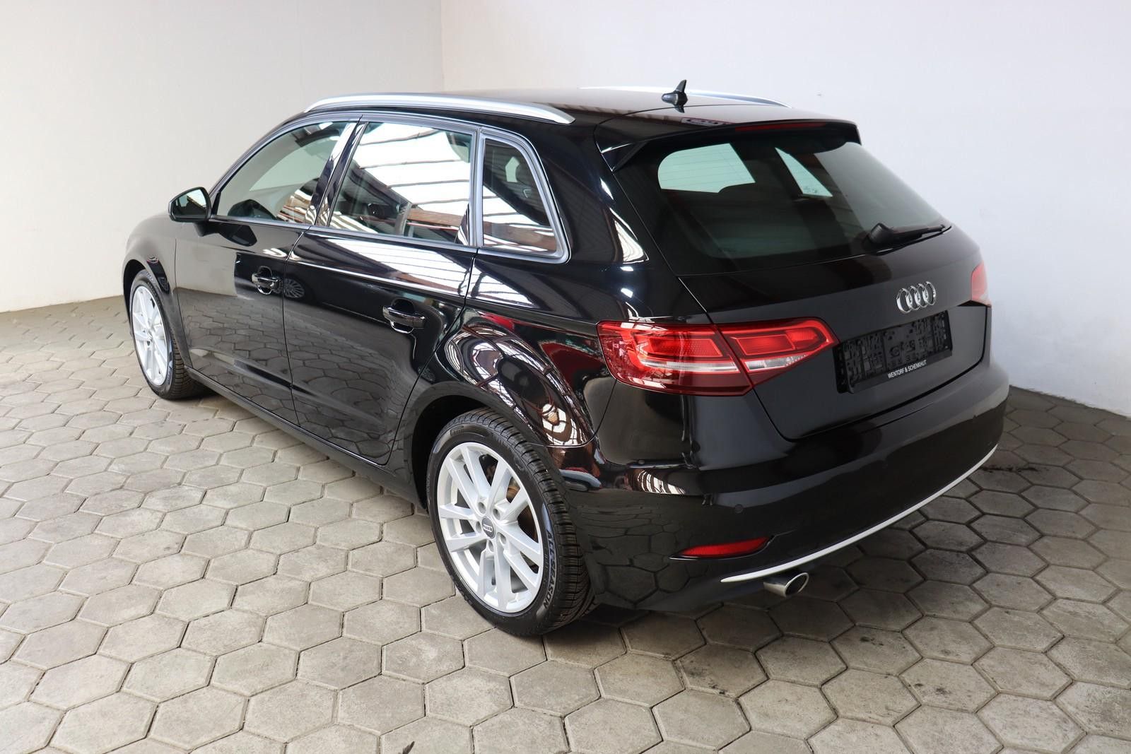Audi A3 Sportback sport 1.6 TDI XEN*NAVI*SHZ*GRA foto 4
