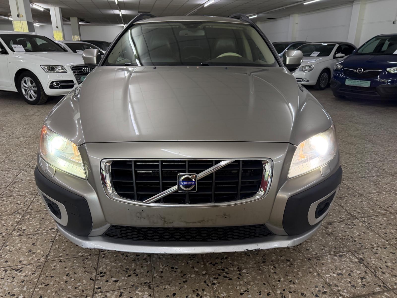 Volvo XC70 2007 — rear view