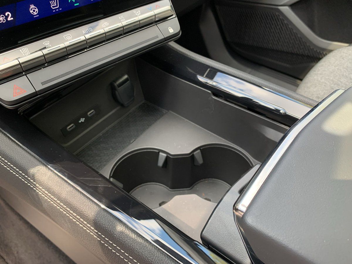Renault Rafale - Bild 31