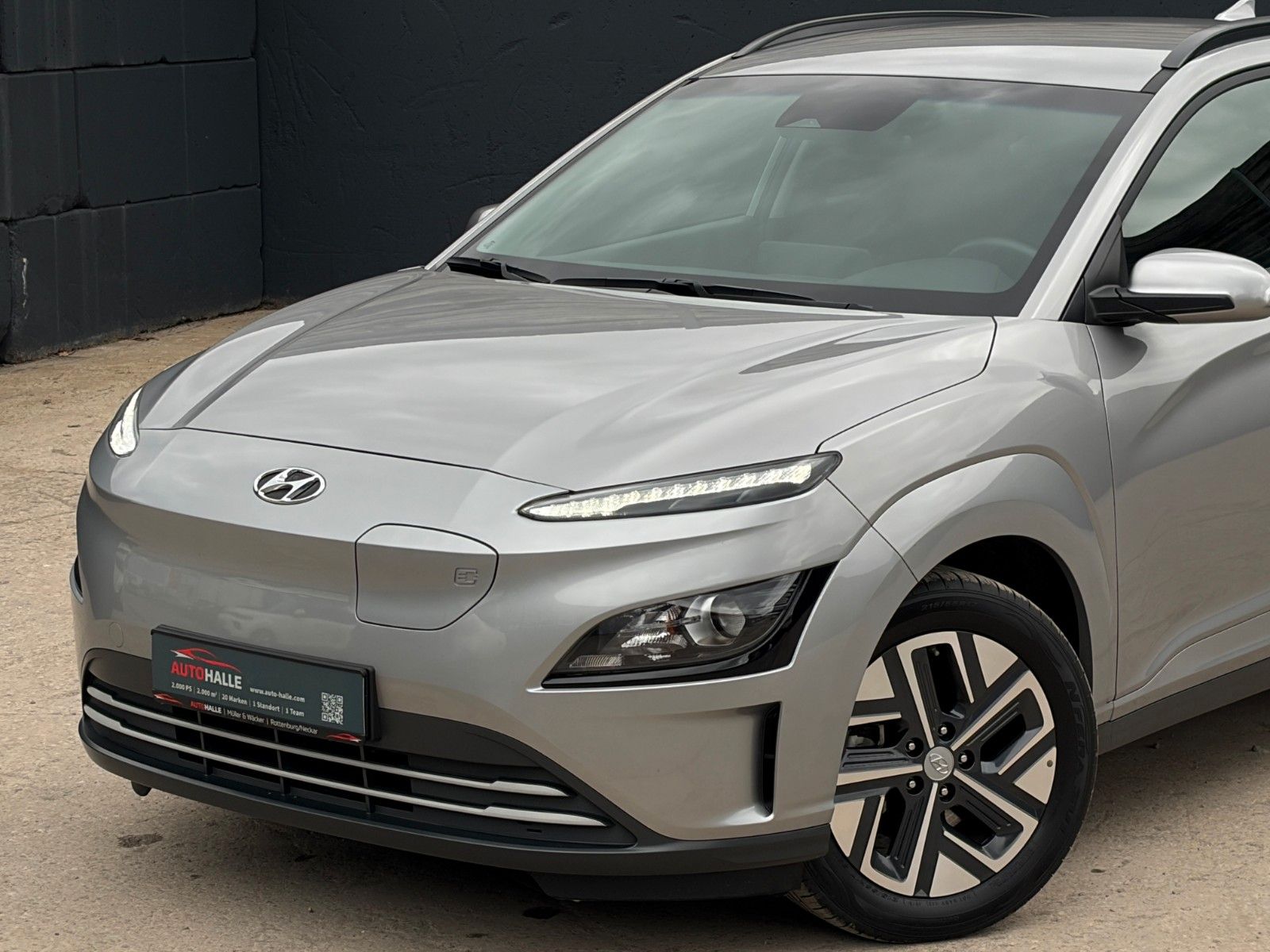 Fahrzeugabbildung Hyundai KONA E Edition 30 Wärmepumpe ACC CAM NAV CarPlay