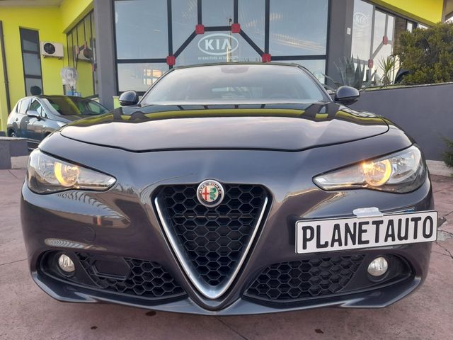 Alfa Romeo Giulia 2.2 Turbodiesel 150 CV Cerchi 