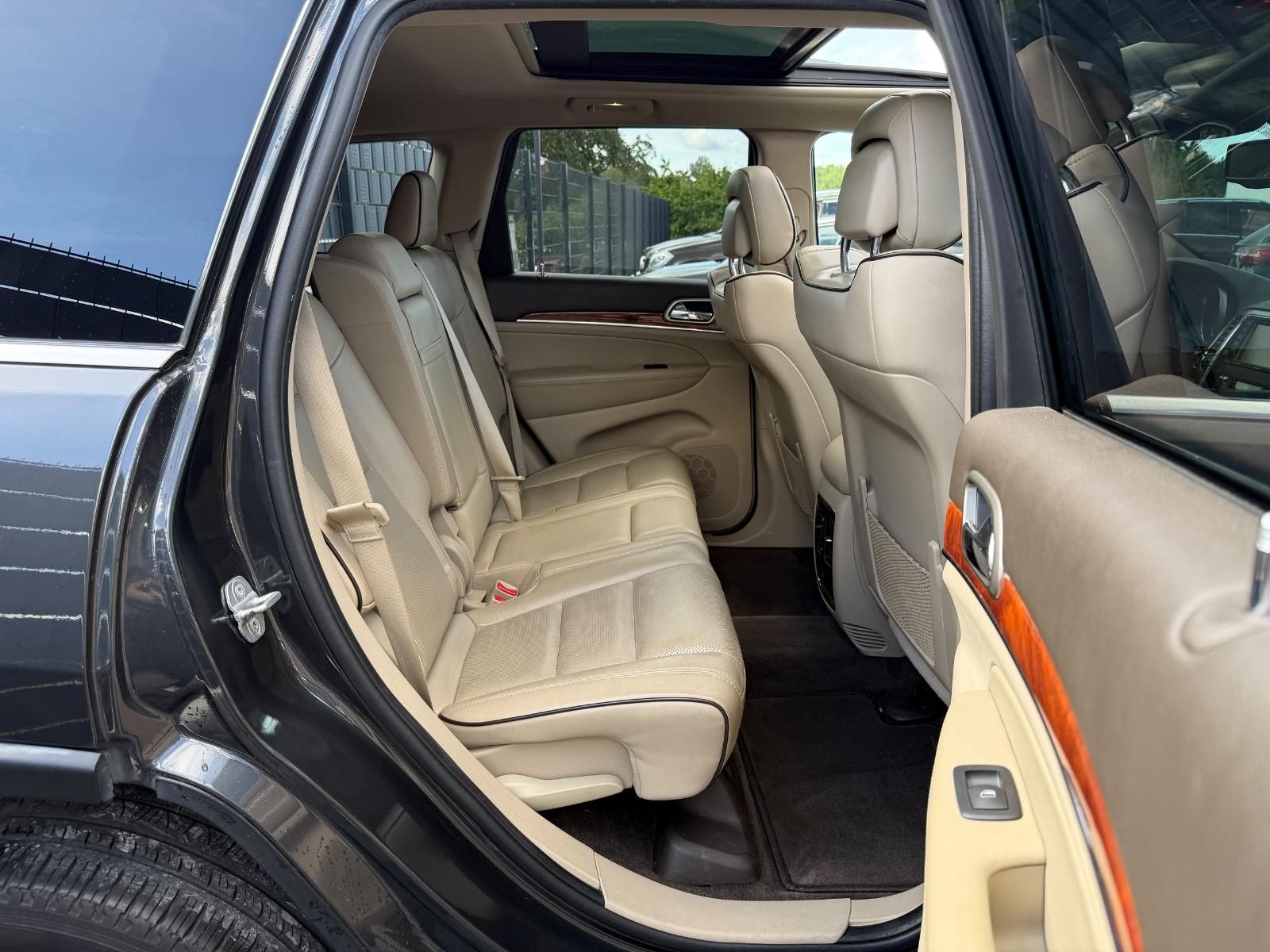 Jeep Grand Cherokee 3.6 V6 Overland | 286 ch | BVA | Cuir beige | GPS | Hayon électrique | Volant chauffant
