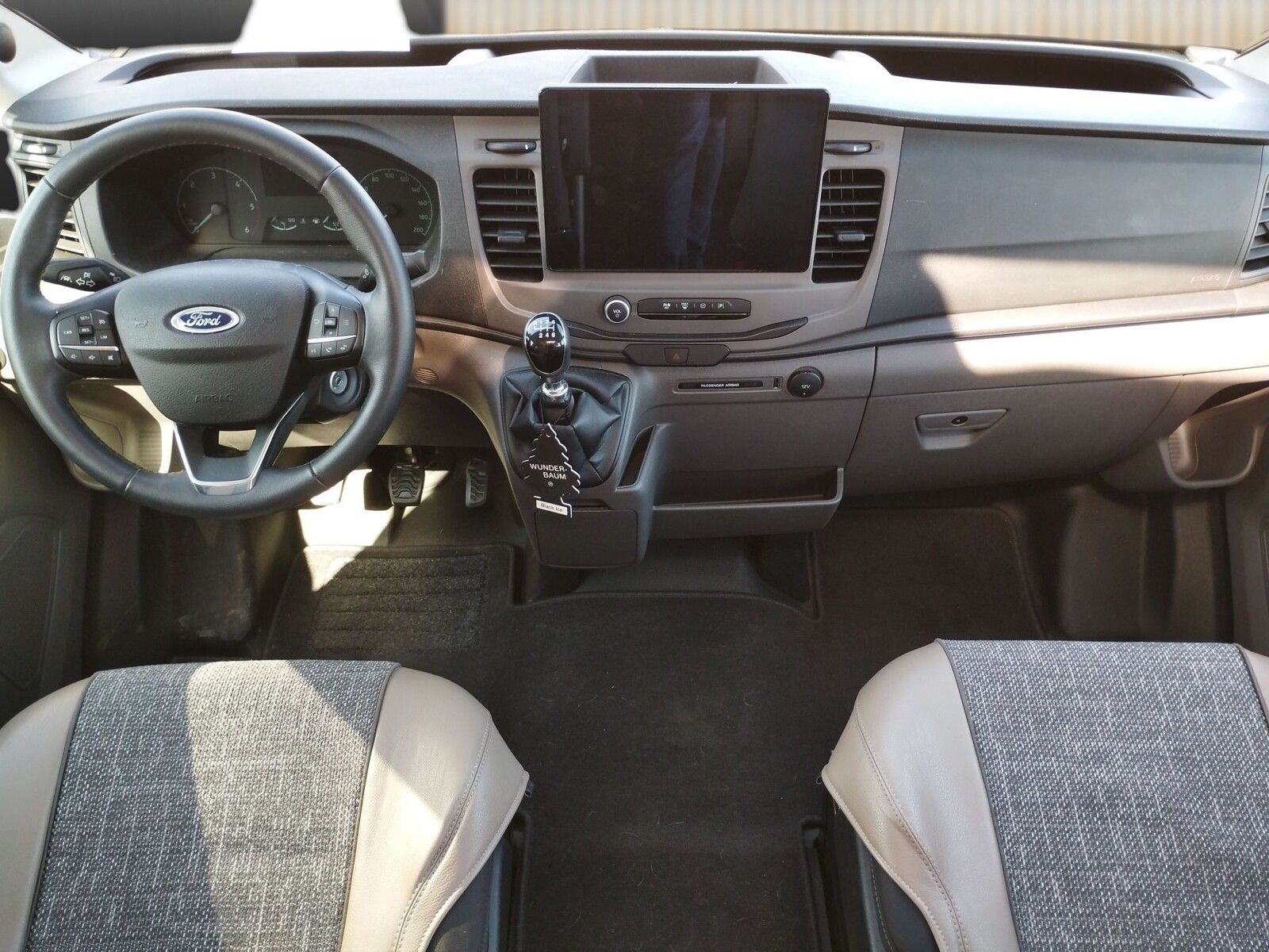 Fahrzeugabbildung Dethleffs Globetrail 590 C Ford SAT,TV,Solar,Markise,