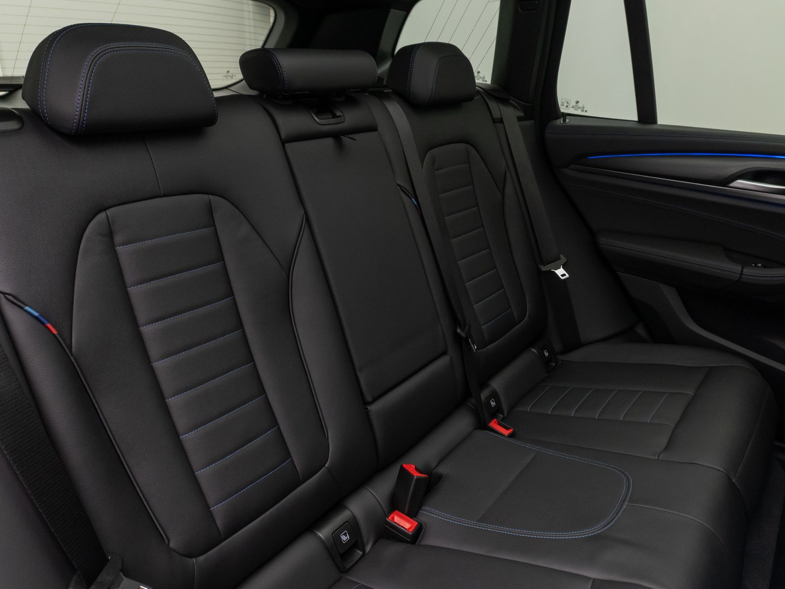 Fahrzeugabbildung BMW X3 xD30d M Sport Kamera Panorama DAB AHK 21Zoll