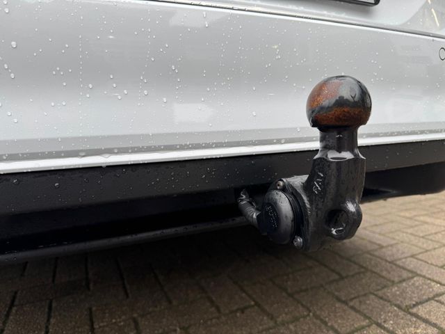 Passat Variant 2.0 TDI DSG Business AHK/NAV /RFK