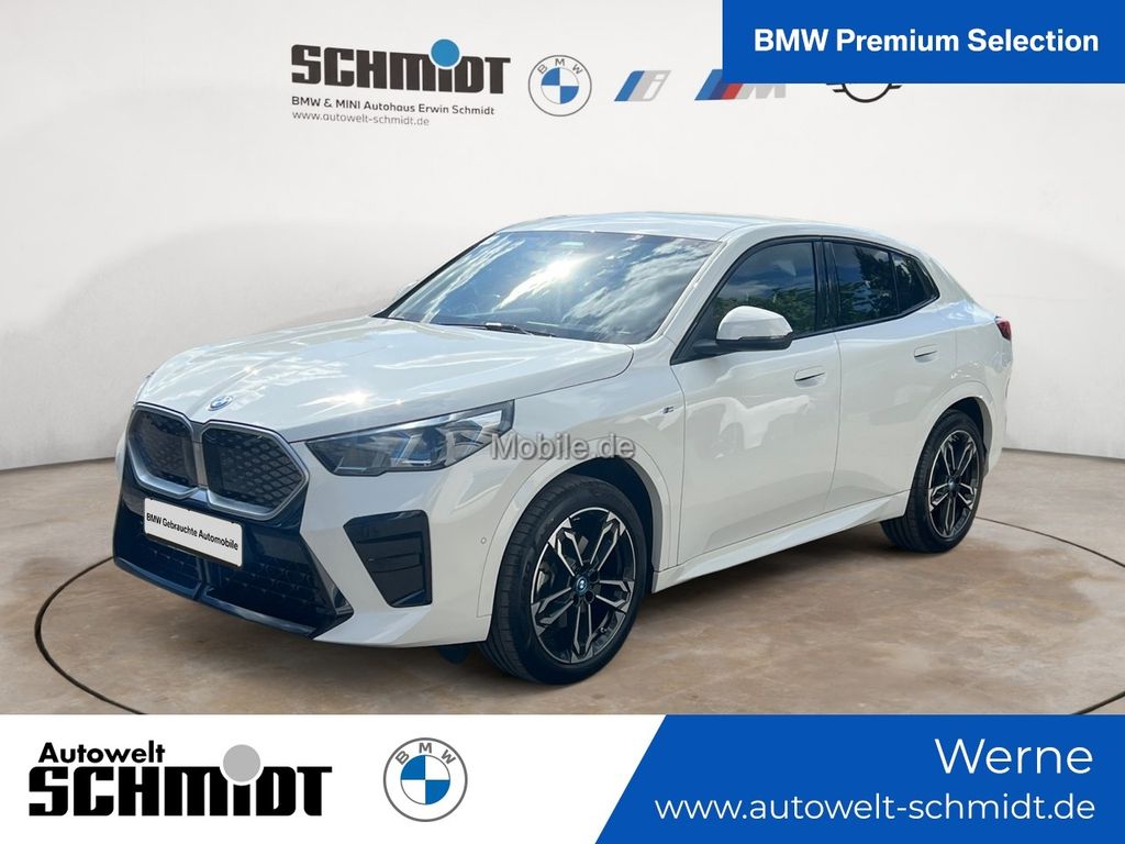 BMW ix2 xDrive30 M Sport / NP= 70.890,- / AHK / Head