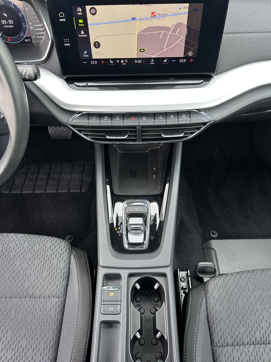 Fahrzeugabbildung SKODA Octavia Combi Style NAV+LED+PANO+VCOCK+SHZ+18ZO