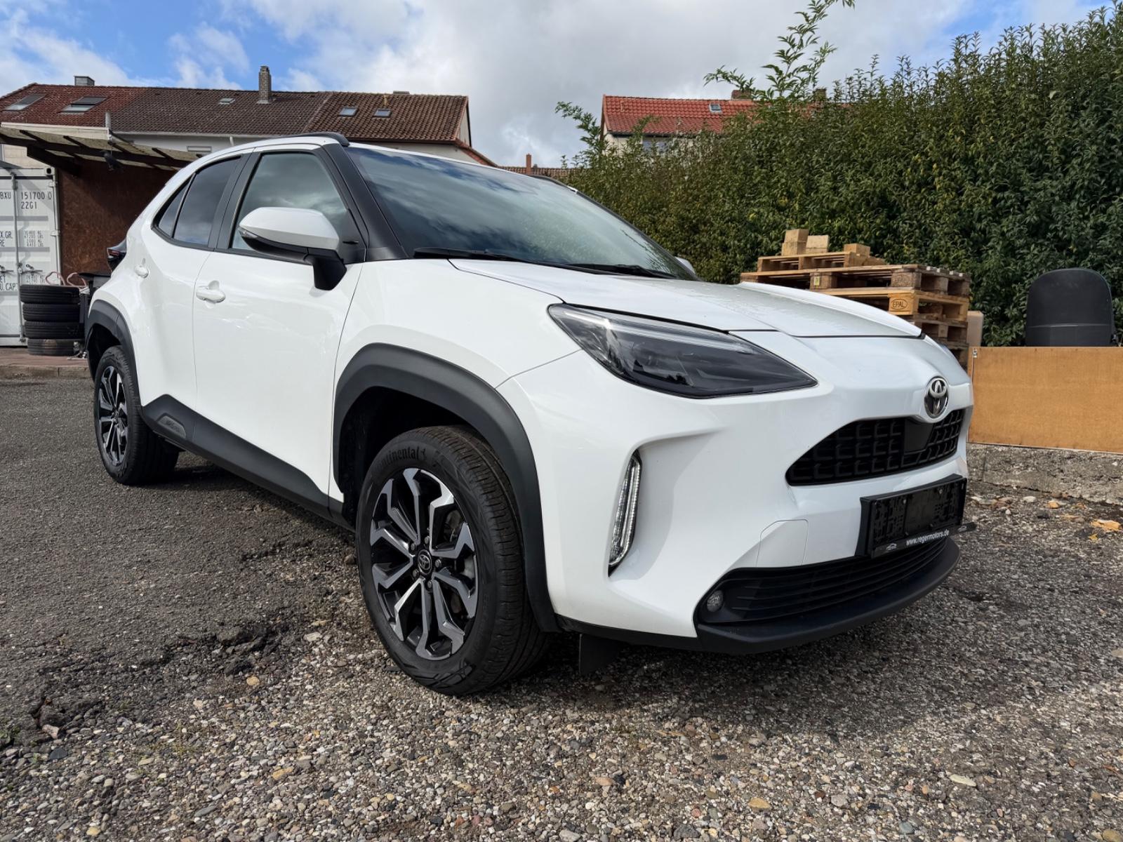 Toyota Yaris Cross Hybrid FWD Sportpaket Sitzheizung