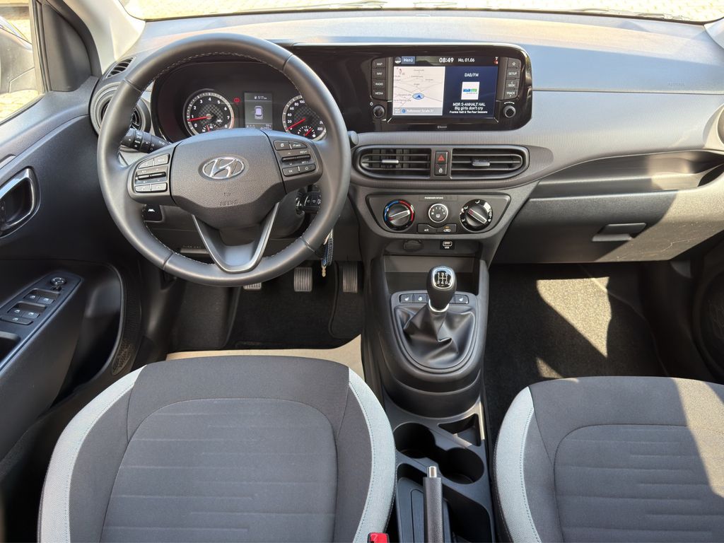 Hyundai i10 1.2 INTRO -NAVI-PDC-KAMERA-SITZHZG.+WR