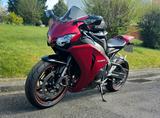 Honda +++ CBR 1000rr Fireblade TÜV Neu +++ - Offers