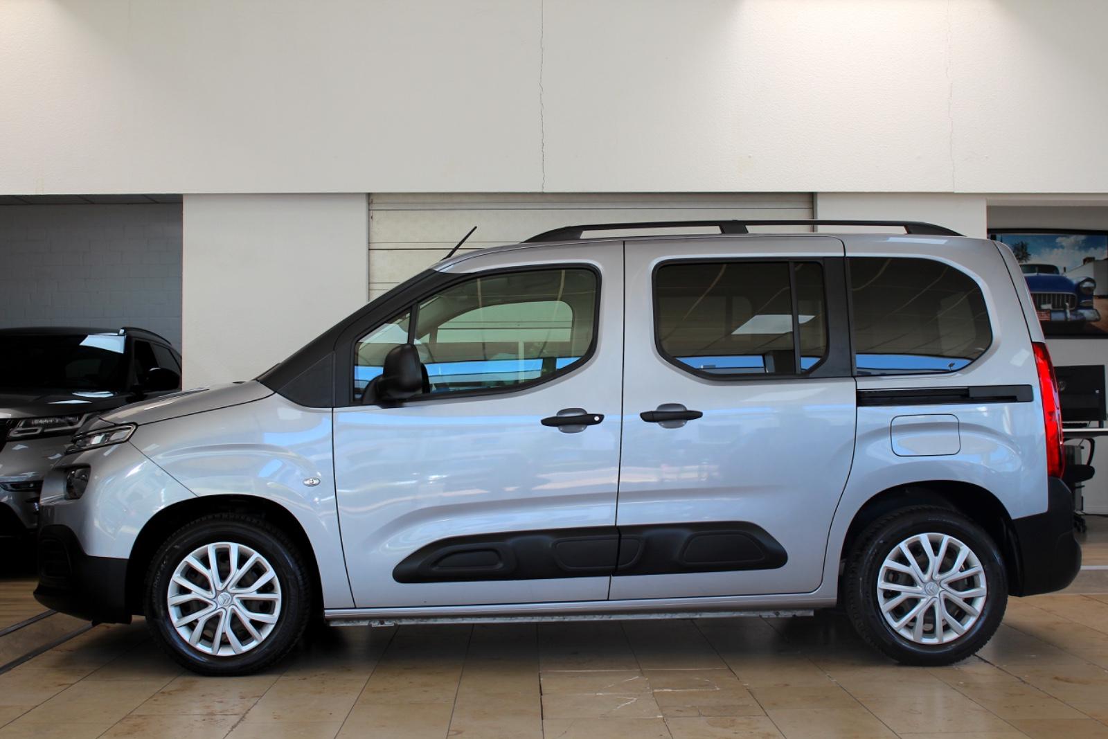 Citroën Berlingo PureTech 110 *NAVI*SHZ*PDC*APPLE*