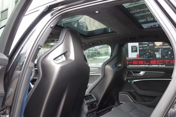 2025 AUDI RS6 photo 4