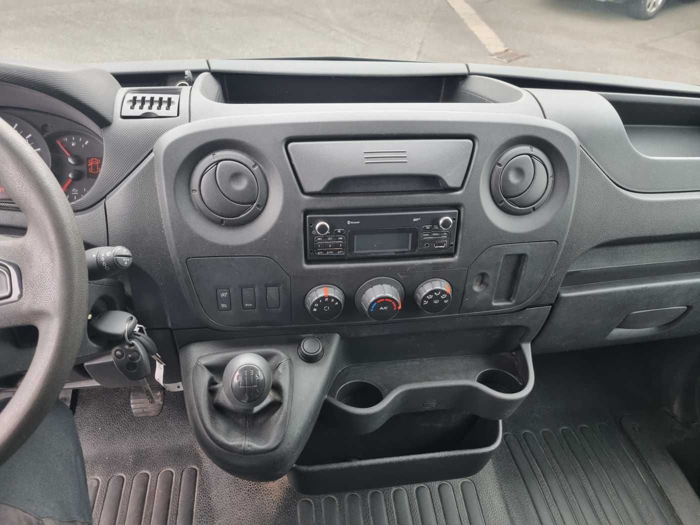 Fahrzeugabbildung Renault Master 2.3 dCi / VERSALIFT ETL-32, 12,5m