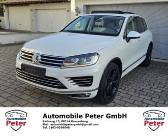 Volkswagen Touareg - 1