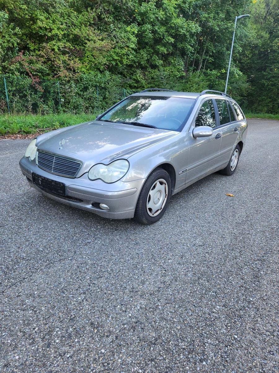 Mercedes-Benz C 180