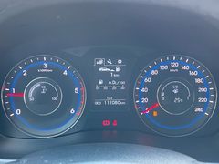 Fahrzeugabbildung Hyundai i40 1.7 CRDi Trend Blue *Navi*Tempomat*RFKamera*