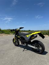 Husqvarna 701 SM - HUSQVARNA SM