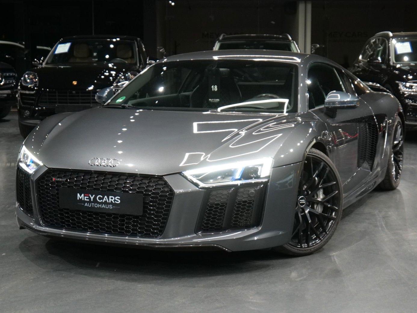 Audi R8 Coupe 5.2 FSI quattro plus *Carbon*