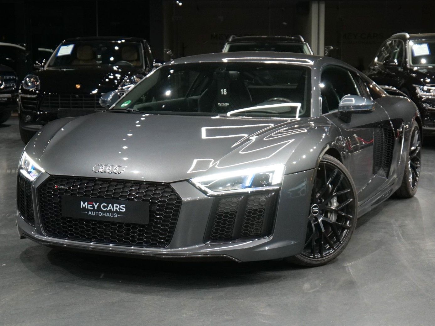 AUDI R8 Coupe 5.2 FSI quattro plus *Carbon*